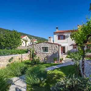 Kucic Guest house