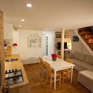 Barbarossa House With Parking Apartment